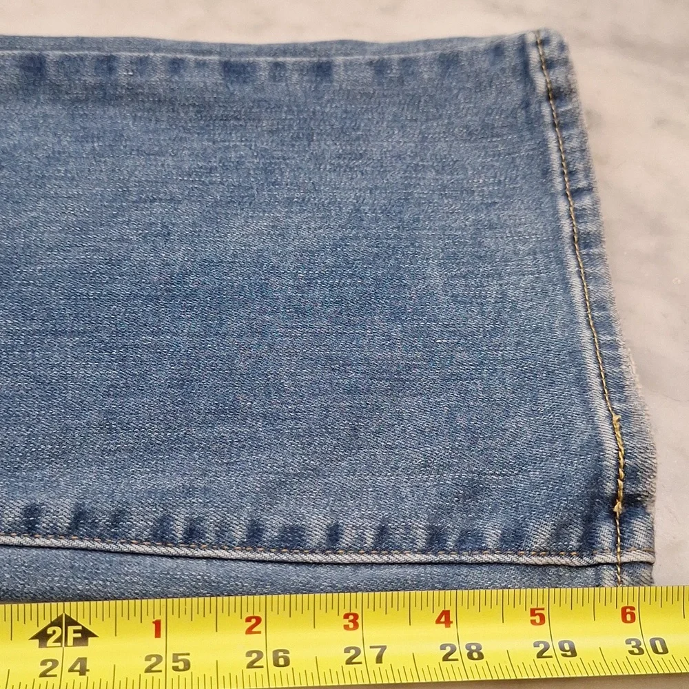 Levis 725 Medium Wash High Rise Bootcut Flare Sz 33 XL Stretch Distressing‎
